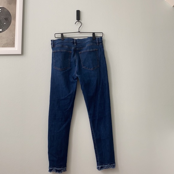 Loft Frayed Bottom Jeans - Picture 3 of 4